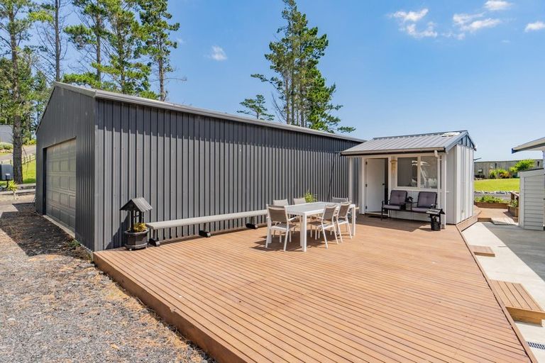 Photo of property in 837 Ararimu Valley Road, Helensville, Waimauku, 0882