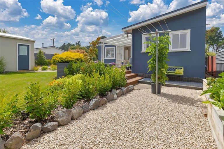 Photo of property in 32 Chamberlain Avenue, Amberley, 7481