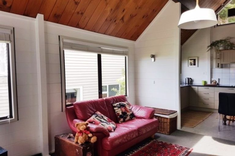 Photo of property in 1/14 Garadice Road, Rothesay Bay, Auckland, 0630