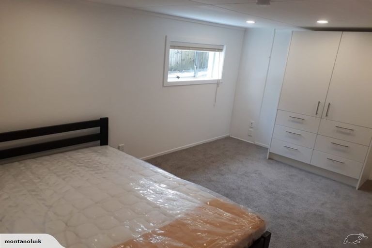 Photo of property in 92 Sylvia Road, Hillcrest, Auckland, 0627