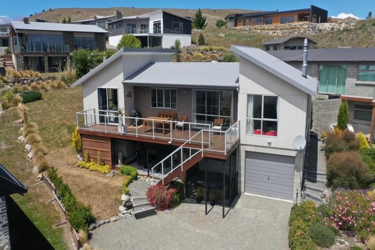 Photo of property in 3 Pollock Place, Lake Tekapo, 7999