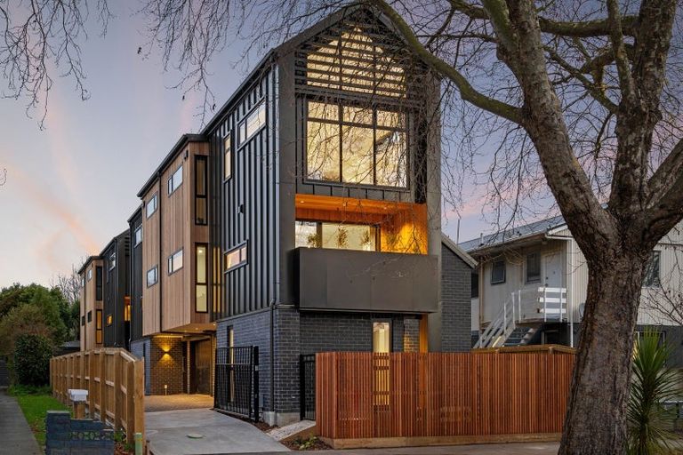 Photo of property in 1/166 Chester Street East, Christchurch Central, Christchurch, 8011