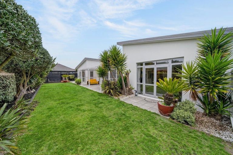 Photo of property in 66 Lamorna Road, Parklands, Christchurch, 8083