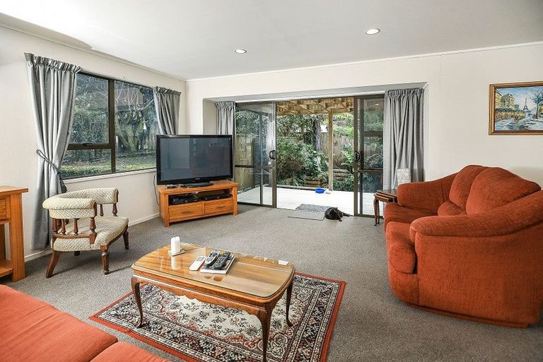 Photo of property in 46 Kowhai Street, Hamilton Lake, Hamilton, 3204