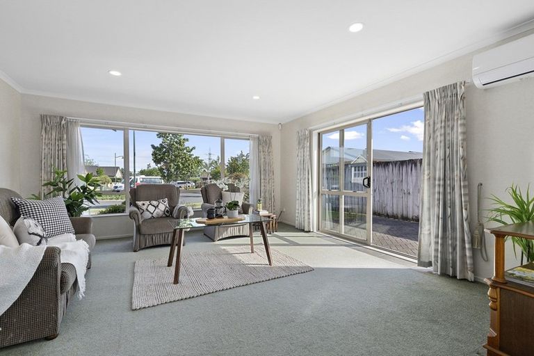 Photo of property in 15 Thistlewood Avenue, Hamilton East, Hamilton, 3216