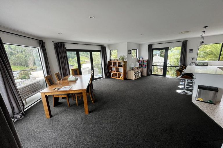 Photo of property in 10a Dalefield Drive, Cashmere, Christchurch, 8022