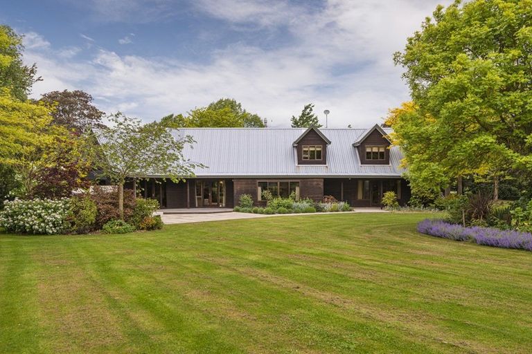 Photo of property in 1592 Tram Road, Swannanoa, Rangiora, 7475