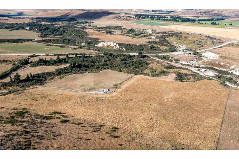 Photo of property in 1976 Saint Bathans Loop Road, Saint Bathans, 9386