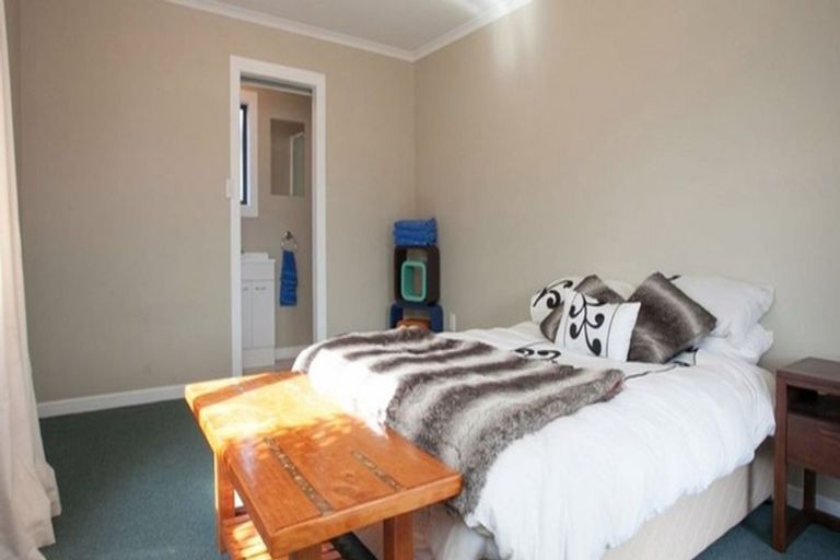 Photo of property in 931 Kihikihi Road, Te Awamutu, 3800