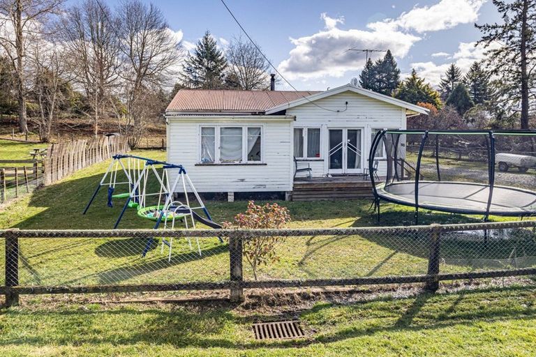 Photo of property in 50 Ward Street, Raetihi, 4632