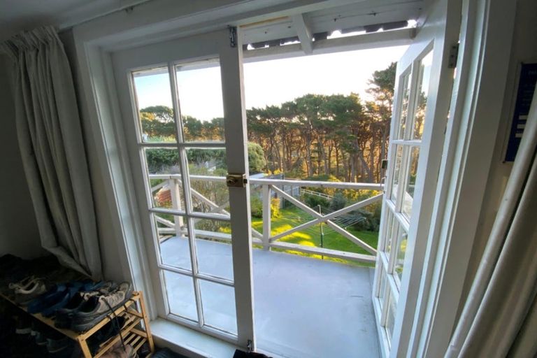 Photo of property in 2 Caprera Street, Melrose, Wellington, 6023