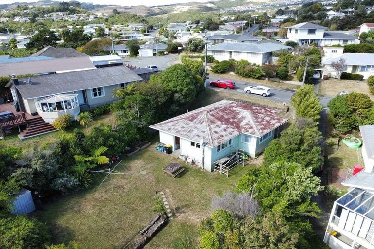 Photo of property in 29 Lynda Avenue, Paparangi, Wellington, 6037