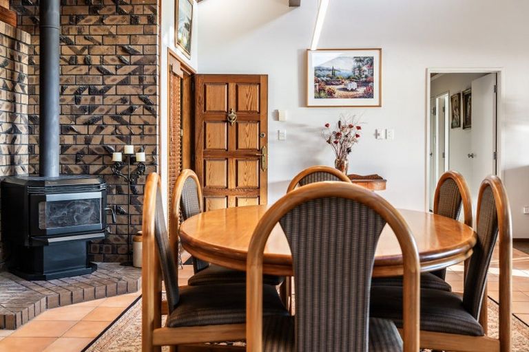 Photo of property in 34 Motutara Road, Muriwai, Waimauku, 0881