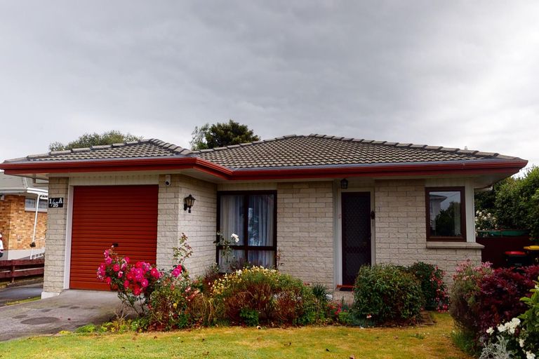 Photo of property in 1/16a Trentham Road, Papakura, 2110