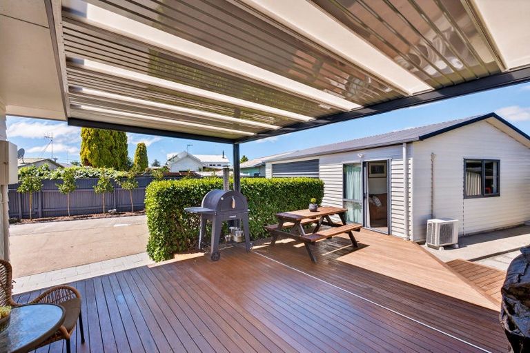 Photo of property in 103 Warwick Road, Mayfair, Hastings, 4122