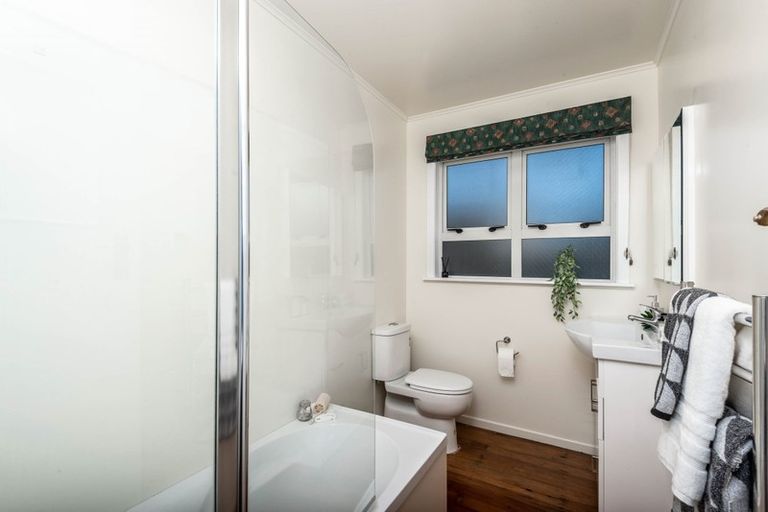 Photo of property in 99a Clifford Road, Johnsonville, Wellington, 6037