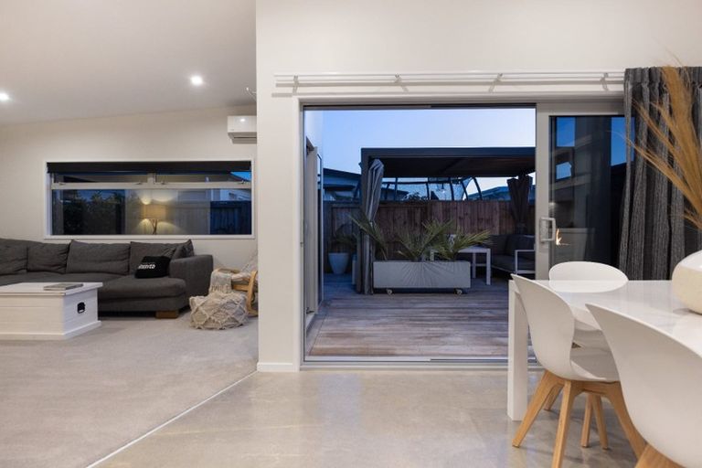 Photo of property in 16 Pimelea Street, Papamoa Beach, Papamoa, 3118