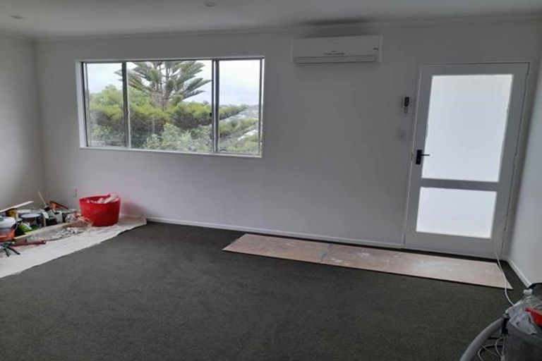 Photo of property in 1/96 Severn Street, Island Bay, Wellington, 6023