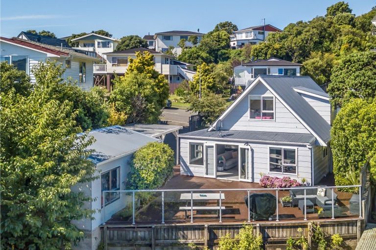 Photo of property in 68 Eskdale Road, Papakowhai, Porirua, 5024