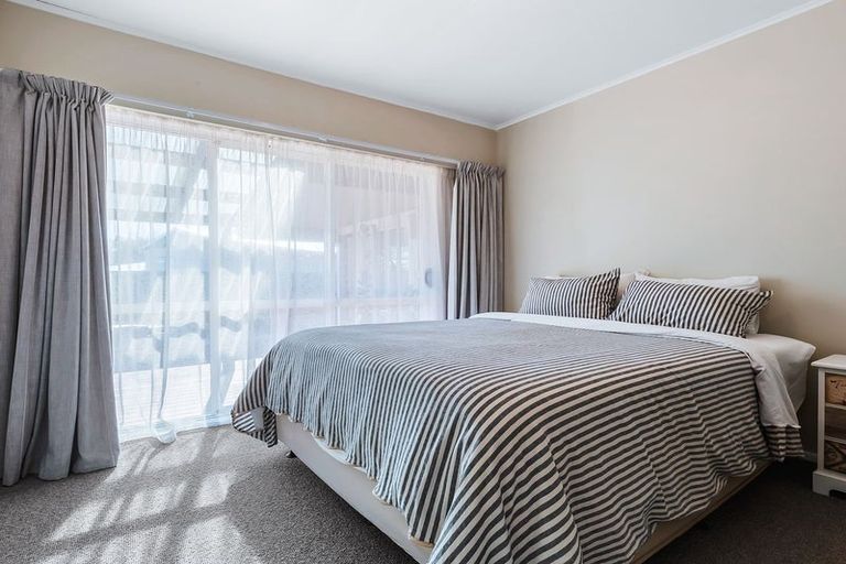 Photo of property in 8 Simkin Street, Taupo, 3330