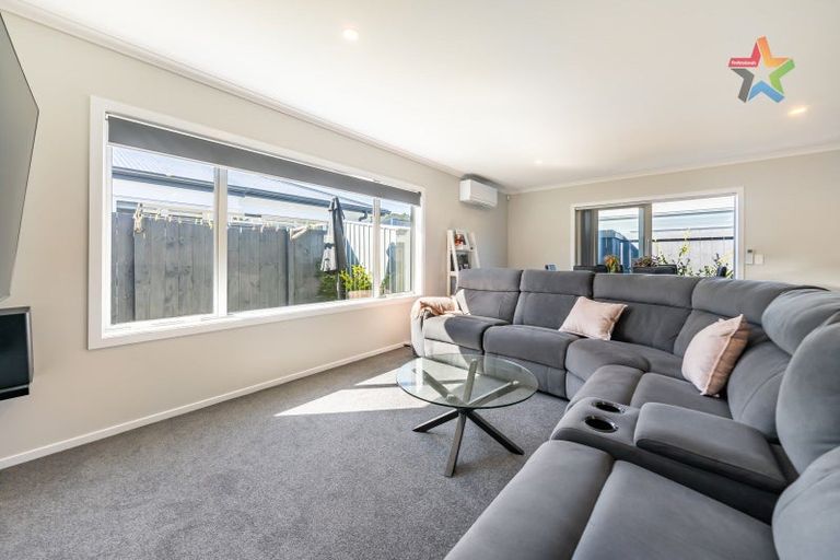 Photo of property in 10 Ron Fawcett Way, Wainuiomata, Lower Hutt, 5014
