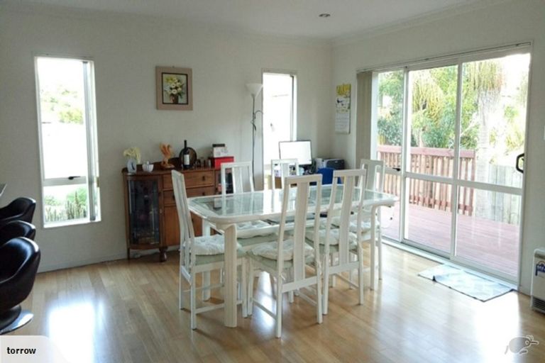 Photo of property in 10 Cuthill Close, Albany, Auckland, 0632