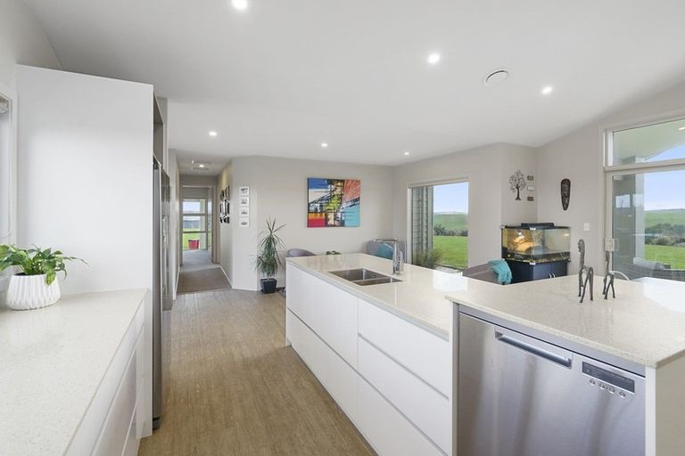 Photo of property in 58 Beechwood Road, Feilding, 4779