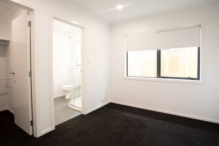 Photo of property in 2/35 Flynn Road, Hillcrest, Hamilton, 3216