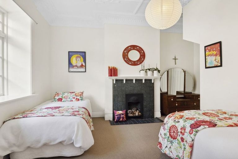 Photo of property in 63 Moana Crescent, Musselburgh, Dunedin, 9013