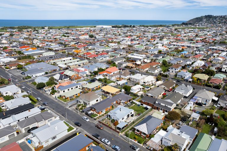 Photo of property in 16 Eskvale Street, Saint Kilda, Dunedin, 9012