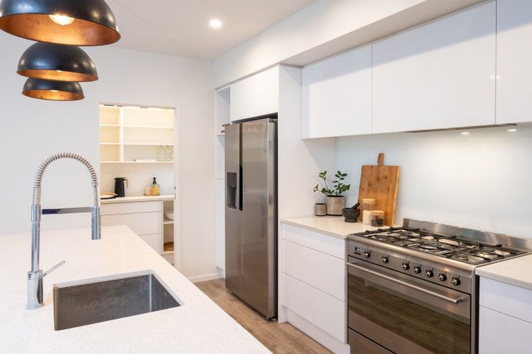 Photo of property in 131 Arataki Road, Havelock North, 4130