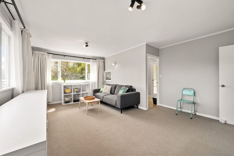 Photo of property in 73a Pembroke Road, Northland, Wellington, 6012