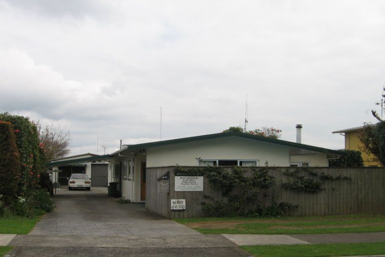 Photo of property in 13 Hall Road, Matua, Tauranga, 3110
