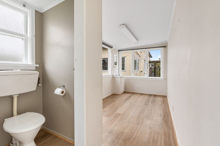 Photo of property in 5 Freyberg Street, Saint Kilda, Dunedin, 9012