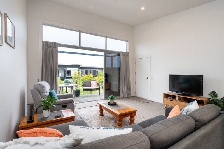 Photo of property in The Terraces, 32/9 Humber Street, Pandora, Napier, 4110