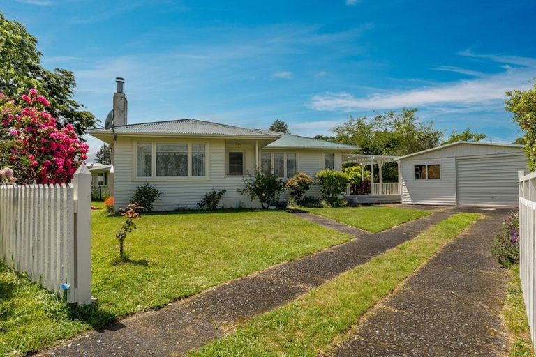Photo of property in 15 Hillsview Crescent, Taumarunui, 3920