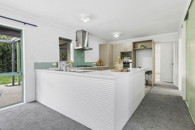 Photo of property in 12 Halcione Close, Flagstaff, Hamilton, 3210