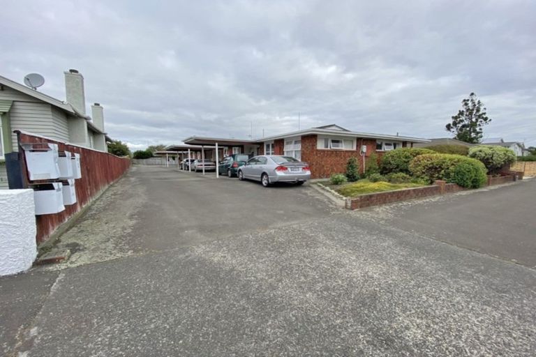 Photo of property in 676 Main Street, Palmerston North, 4414