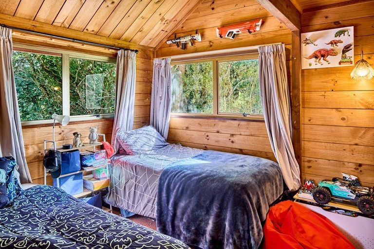 Photo of property in 1142 Moonshine Road, Judgeford, Porirua, 5381