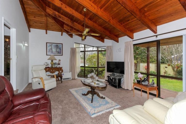 Photo of property in 62 Karina Road, Merrilands, New Plymouth, 4312
