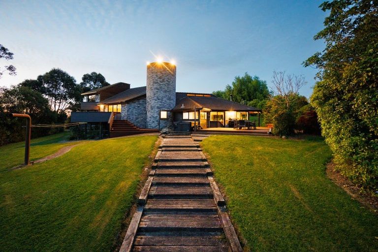 Photo of property in 232 Hendersons Line, Kelvin Grove, Palmerston North, 4470