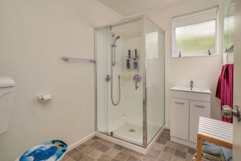 Photo of property in 25a Karaka Street, Stoke, Nelson, 7011