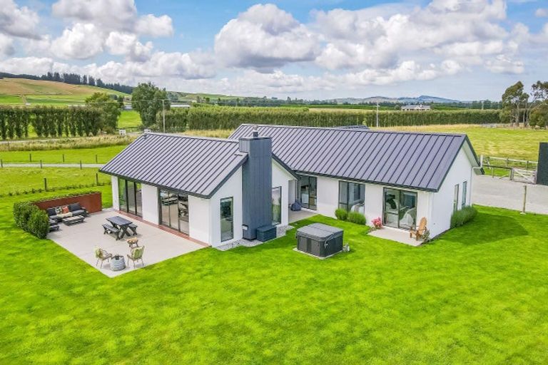 Photo of property in 141 Devereux Road, Winton, 9782