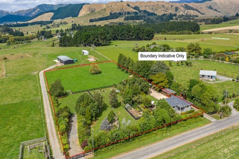 Photo of property in 51 Laward Road, Shannon, Palmerston North, 4474