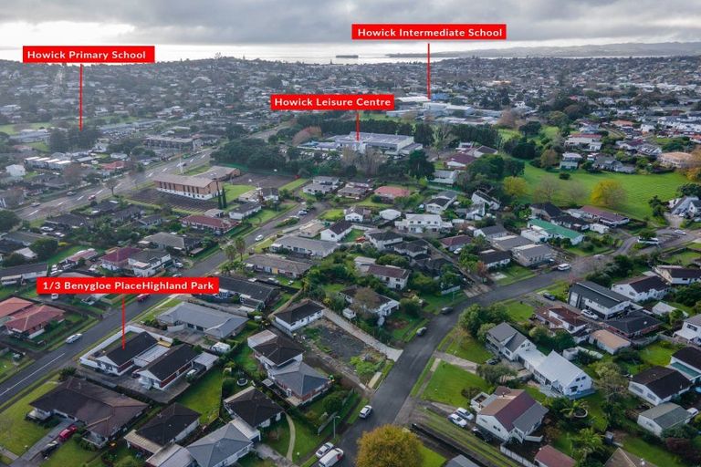 Photo of property in 1/3 Benygloe Place, Highland Park, Auckland, 2010