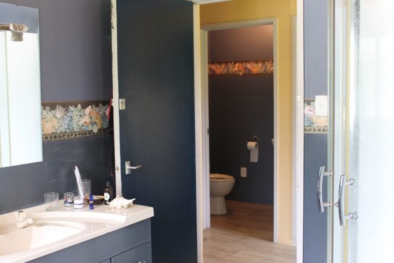 Photo of property in 316 Mountain Road, Maungaturoto, 0587