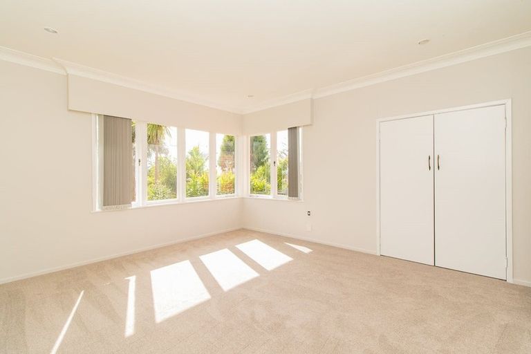 Photo of property in 297 Point View Drive, Shamrock Park, Auckland, 2016