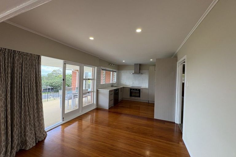 Photo of property in 54 Jaemont Avenue, Te Atatu South, Auckland, 0610
