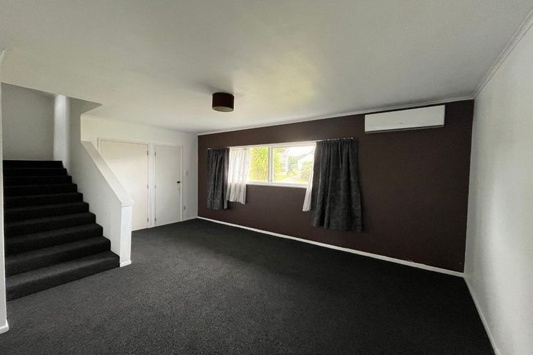 Photo of property in 11 Campbell Place, Pukehangi, Rotorua, 3015