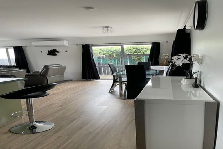 Photo of property in 8a Mary Grace Place, Blenheim, 7201